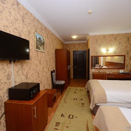 Hotel Istanbul Батумі Екстер'єр фото